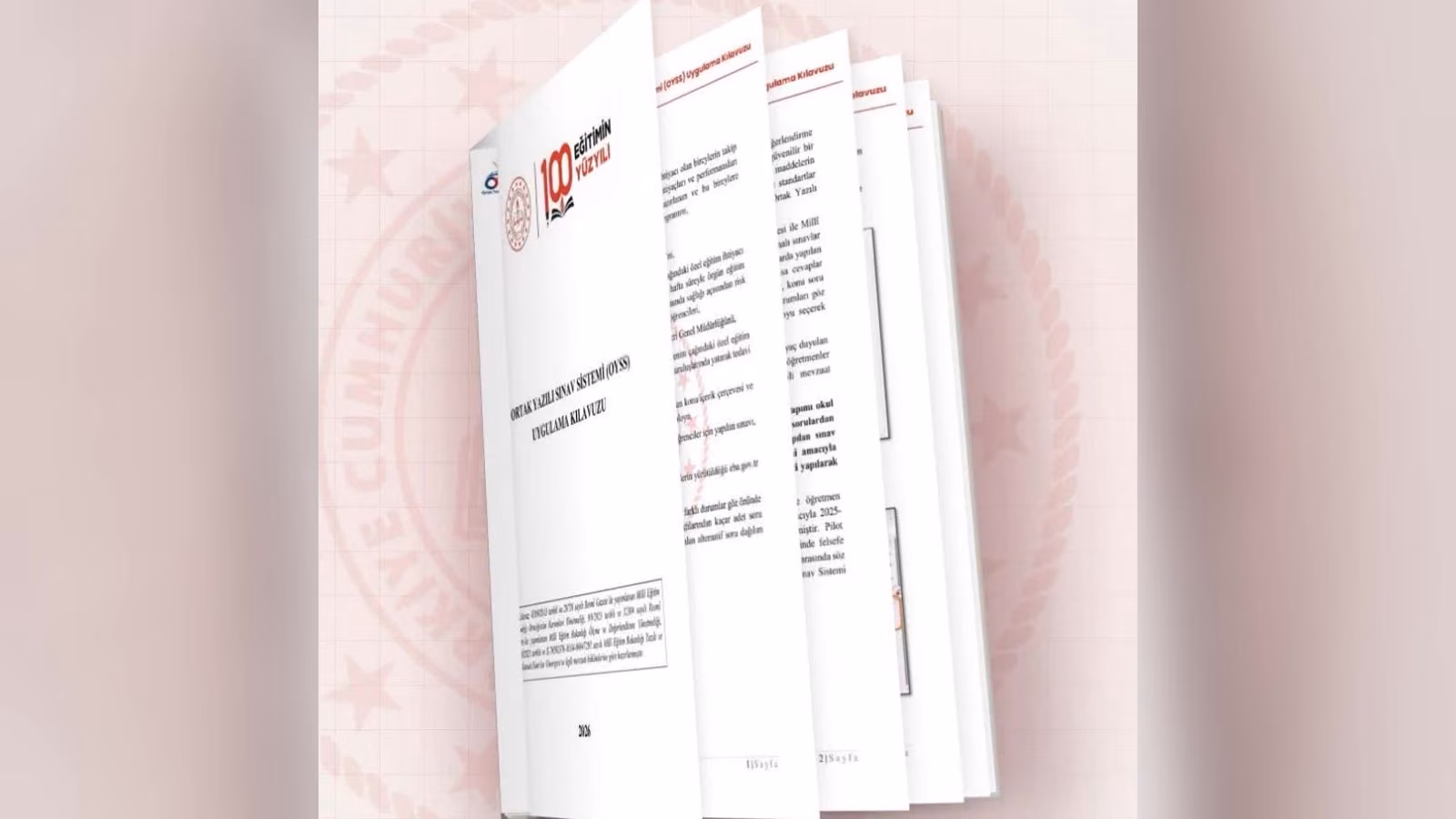 "Ortak Yazılı Sınav Sistemi (OYSS) Uygulama Kılavuzu" kapaklı, MEB ve 100. Yıl logolu sayfalar yelpaze gibi dizilmiş.
